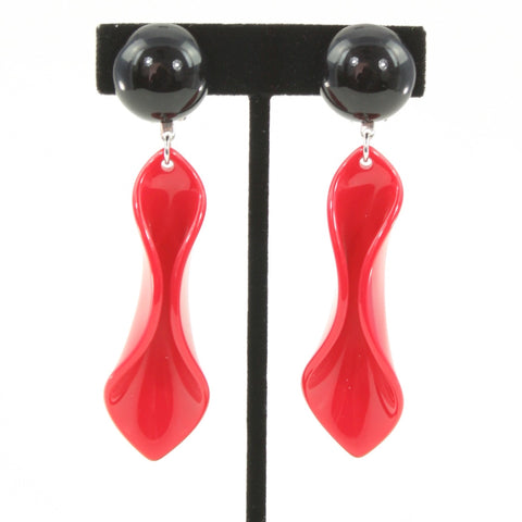 resin red petal clip earrings